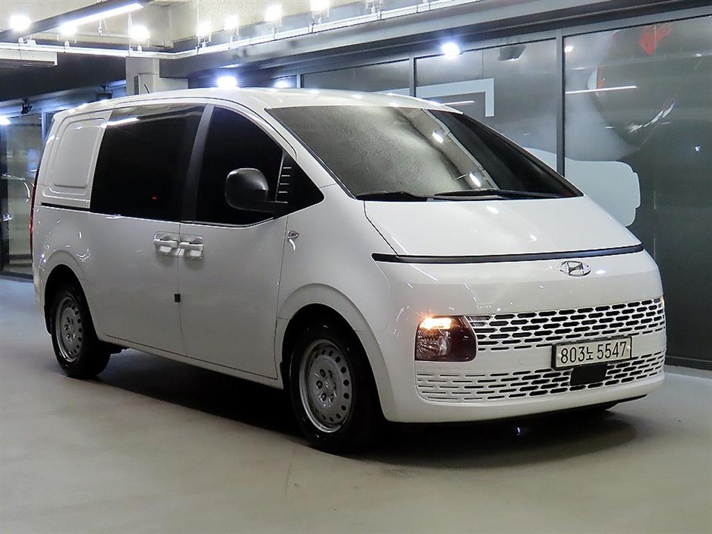 Hyundai Staria 2.2 디젤 카고 5인승 스마트