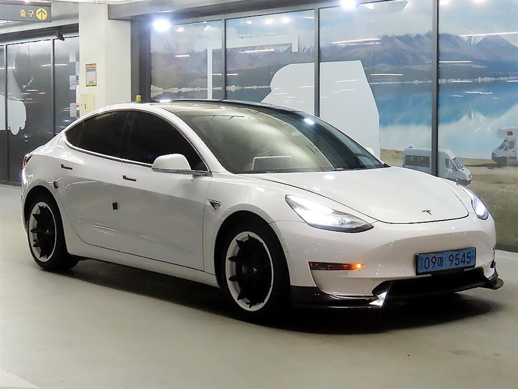 Tesla Model 3 RWD 스탠다드 레인지 플러스
