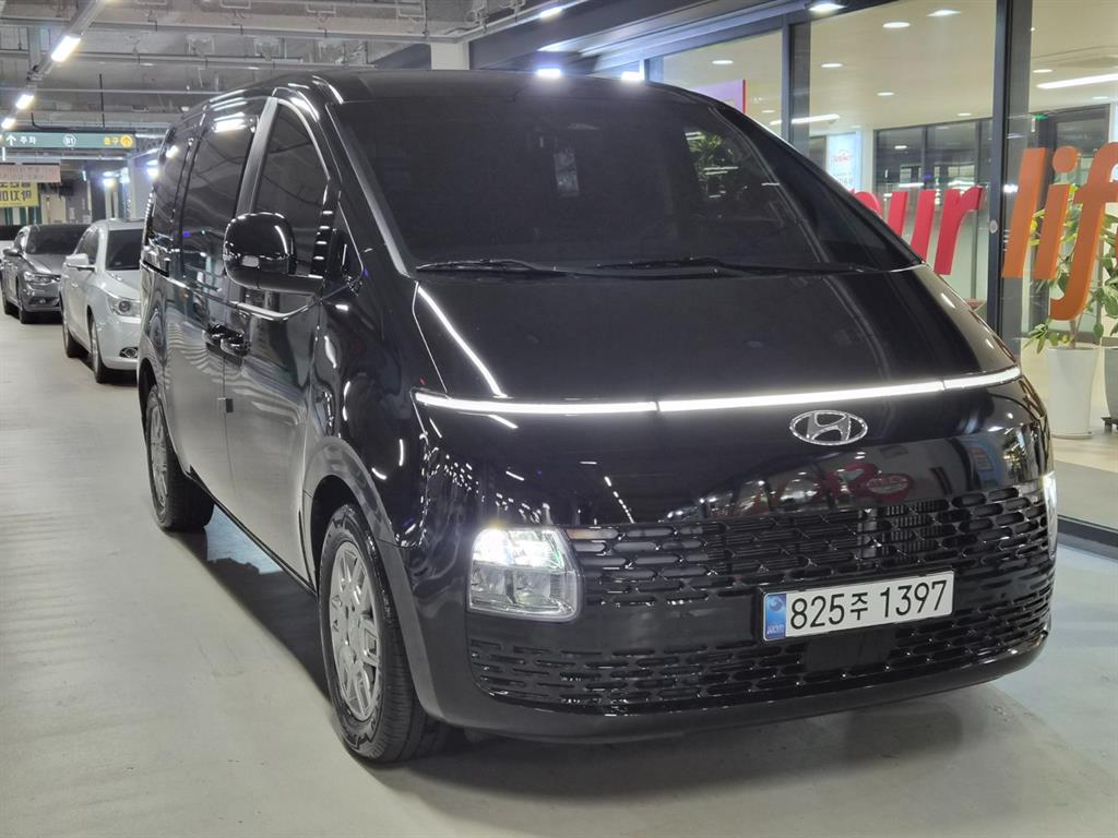 Hyundai Staria 2.2 디젤 카고 3인승 모던