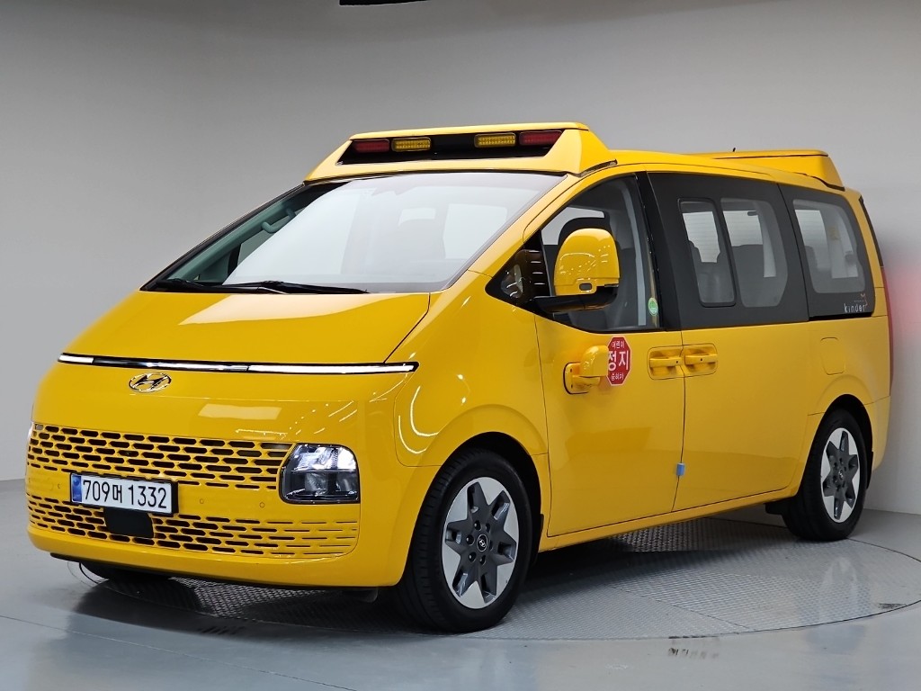 Hyundai Staria 3.5 LPG 킨더 11인승
