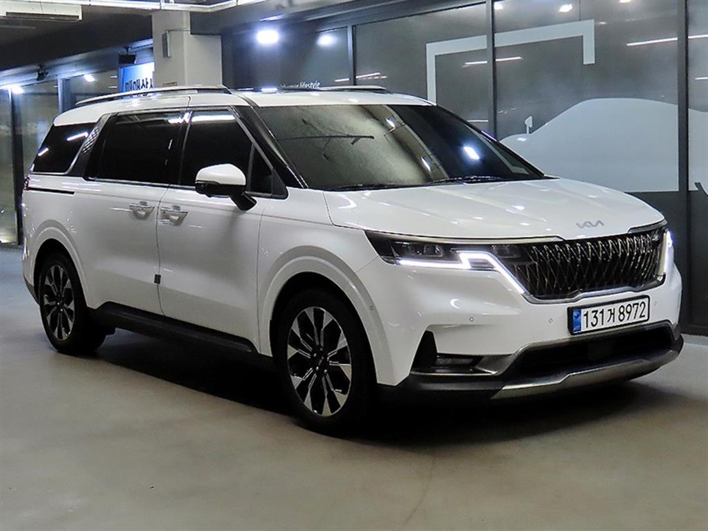 Kia Carnival 4th Gen 9인승 디젤 시그니처