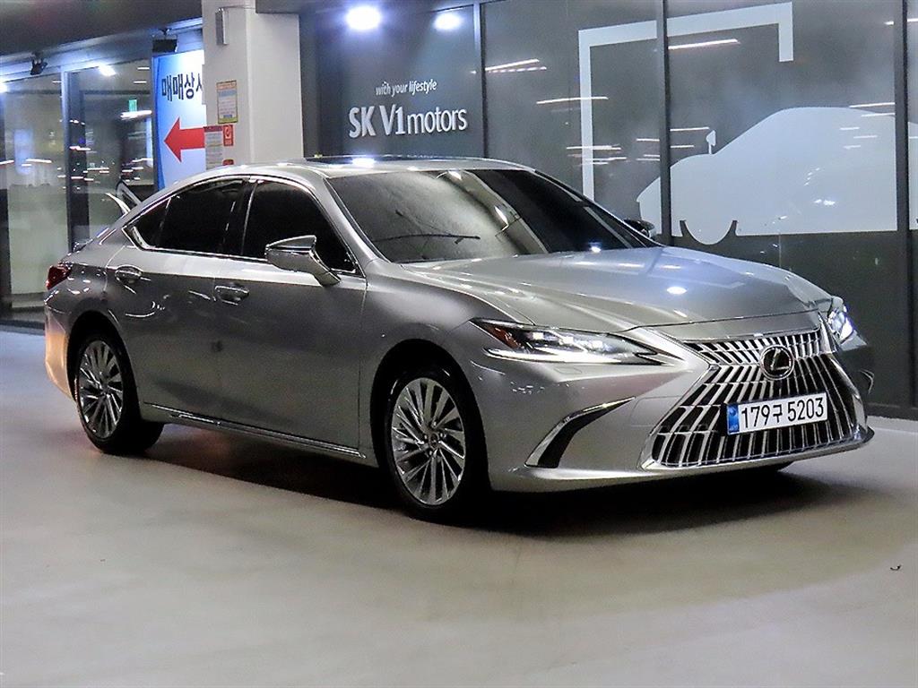 Lexus ES(7세대) 300h 이그제큐티브