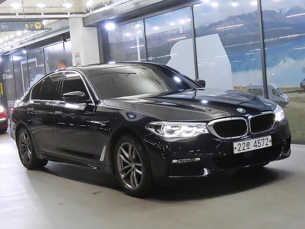 BMW 5시리즈(7세대) 520d xDrive M스포츠팩 플러스