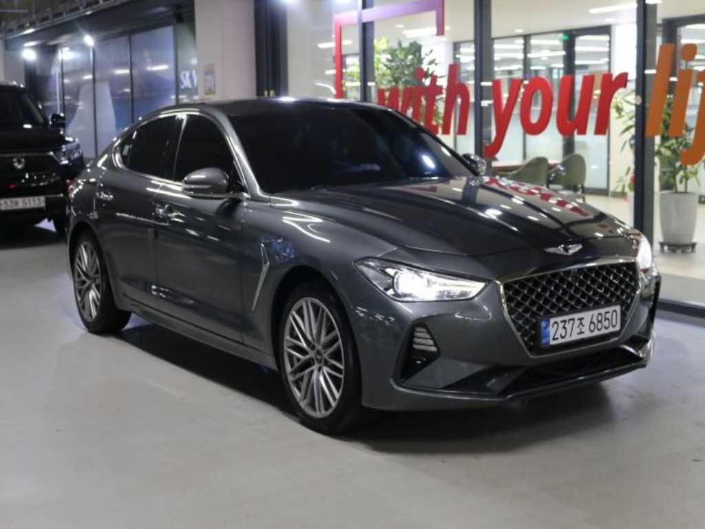 Genesis G70 2.0T AWD Elite