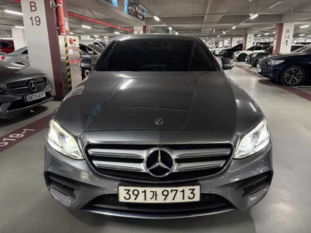 Mercedes-Benz E클래스(5세대) E300 AMG 라인
