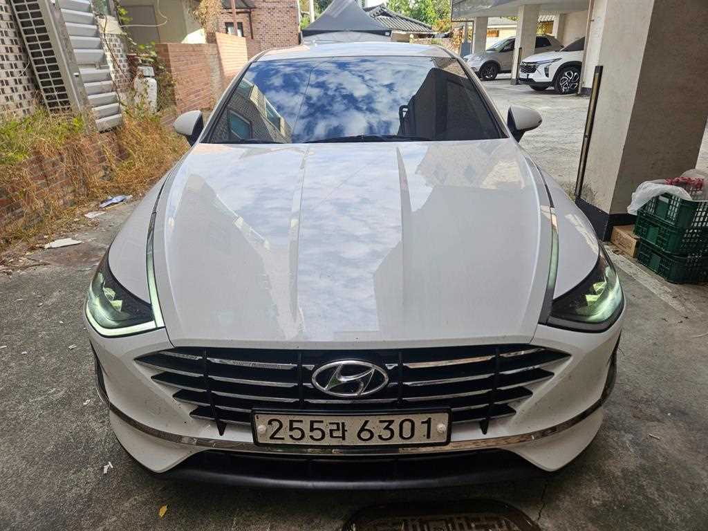 Hyundai Sonata (DN8) L2.0 렌터카 스타일